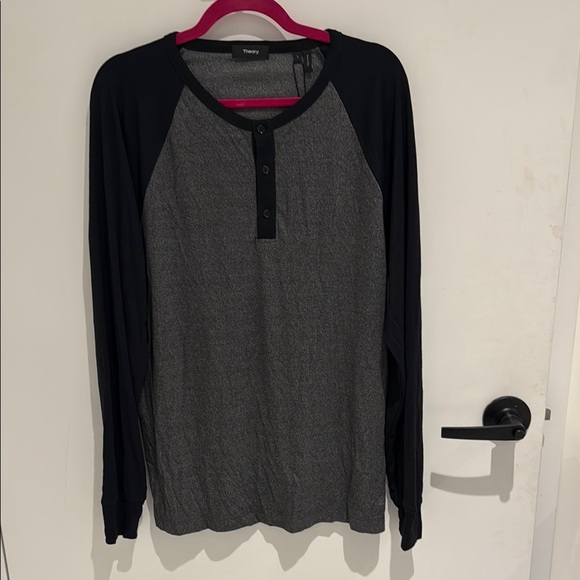 Theory Other - Theory Black and Gray Long Sleeve Tee